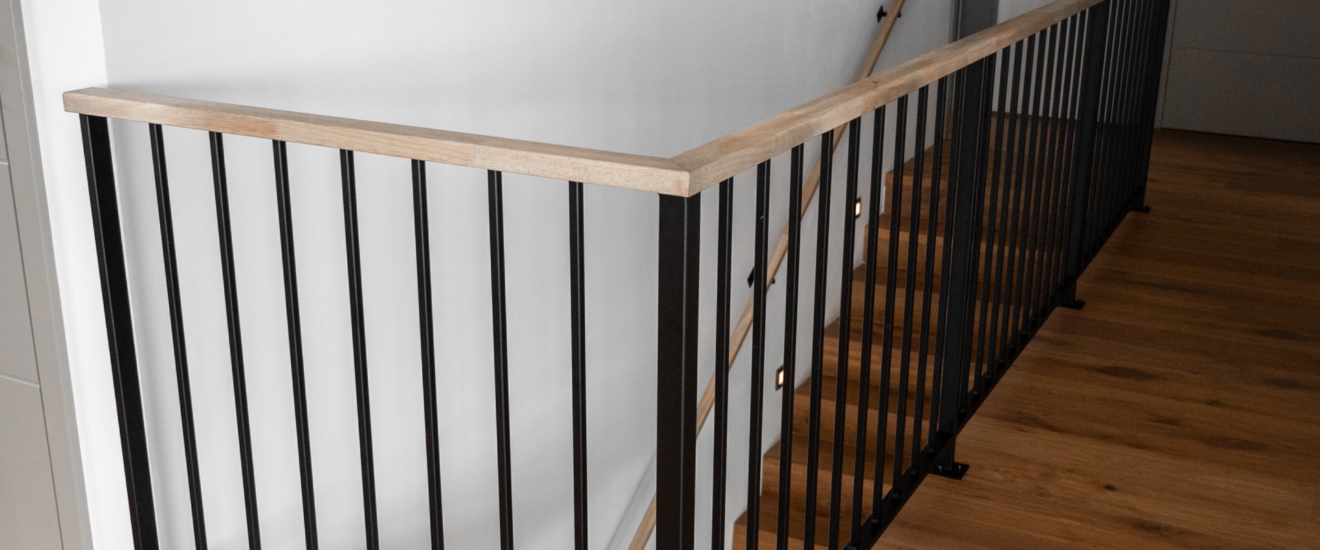 SVISLÉ BAREVNĚ (8/14)