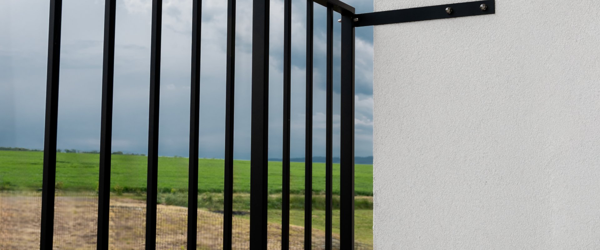 SVISLÉ BAREVNĚ (2/9)