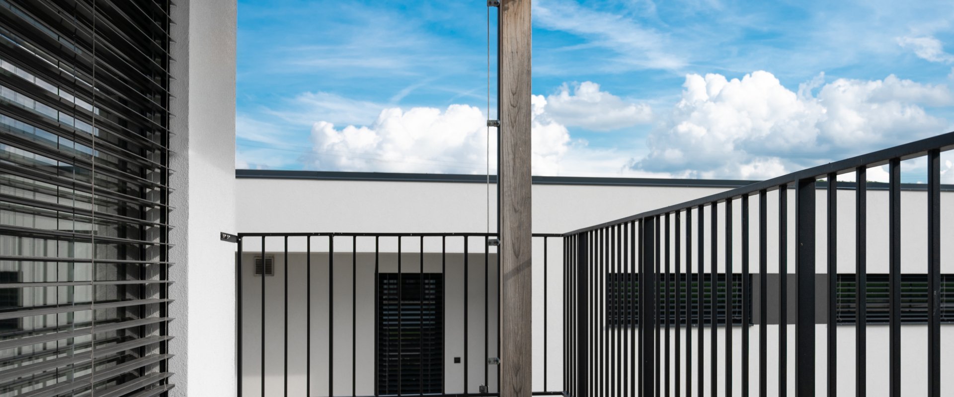 SVISLÉ BAREVNĚ (4/9)