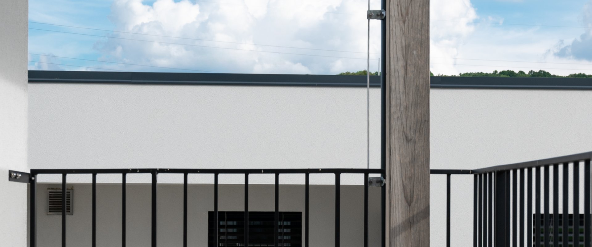 SVISLÉ BAREVNĚ (7/9)