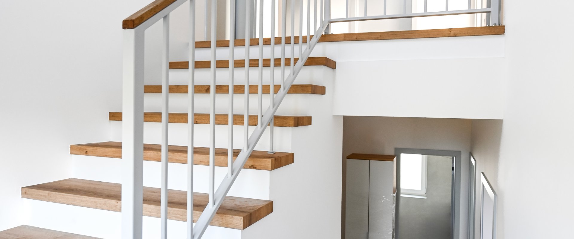 SVISLÉ BAREVNÉ (7/10)