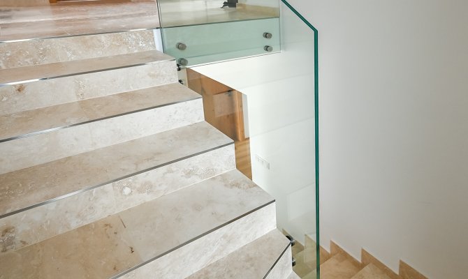 CELOSKLENĚNÉ (4/5)