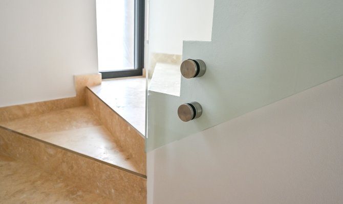 CELOSKLENĚNÉ (5/5)