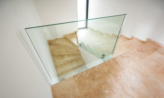 CELOSKLENĚNÉ (3/5)