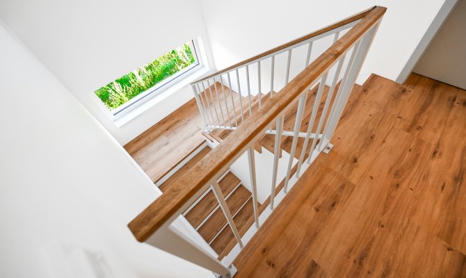 SVISLÉ BAREVNÉ (5/10)